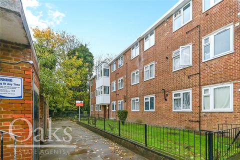 17 Windsor Close, London, SE27 9LU