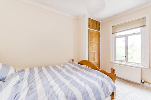 3 bedroom flat to rent, Lower Boston Road, Hanwell, London, W7