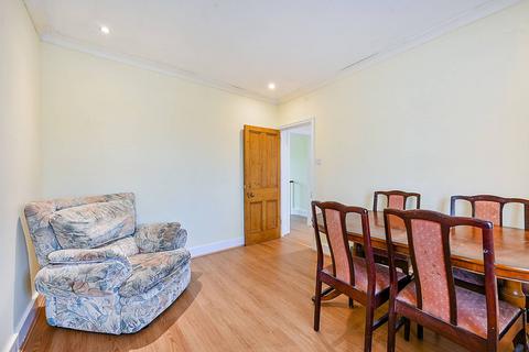 3 bedroom flat to rent, Lower Boston Road, Hanwell, London, W7
