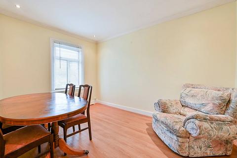3 bedroom flat to rent, Lower Boston Road, Hanwell, London, W7