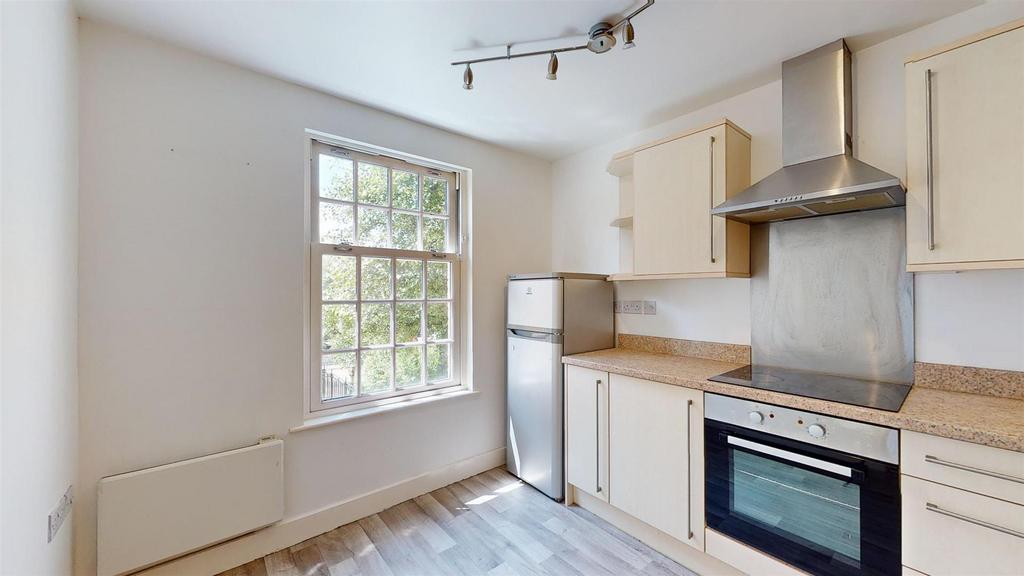 Benbow Quay 62 Kitchen.jpg