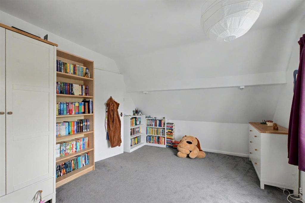 Bedroom 2 2.jpeg
