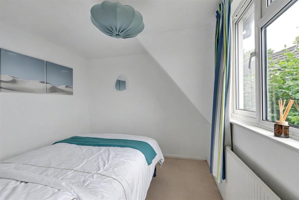 Bedroom 4 1.jpeg