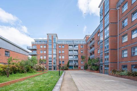 2 bedroom flat for sale, Berber Parade, Woolwich, London, SE18