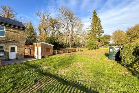 1 bedroom semi-detached house to rent, High Wych Road, Sawbridgeworth CM21