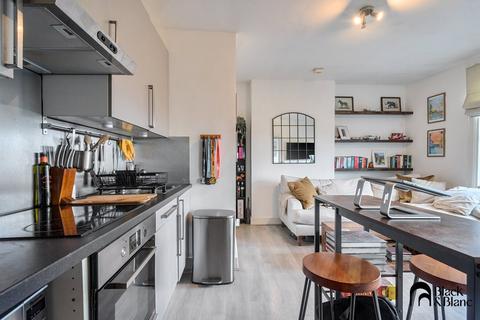1 bedroom apartment for sale, Central Hill, Crystal Palace, London, SE19