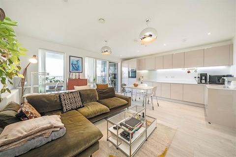 2 bedroom flat for sale, Pomeroy Street, London SE14
