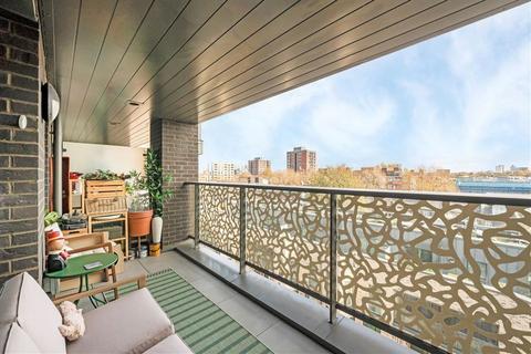 2 bedroom flat for sale, Pomeroy Street, London SE14