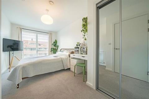 2 bedroom flat for sale, Pomeroy Street, London SE14