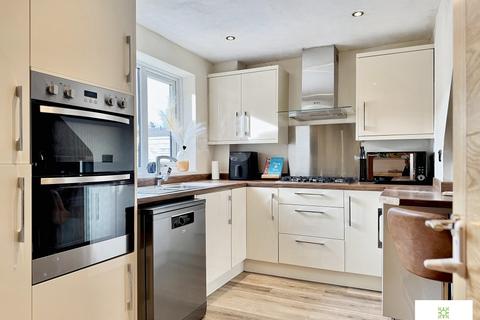 10 Ribbleton Close, Marton In Cleveland, Middlesbrough, TS7 8PQ