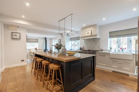 undefined, Cambridge Road, Thundridge SG12
