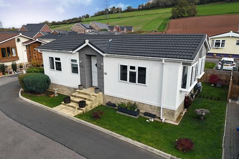 undefined, Lea Villa