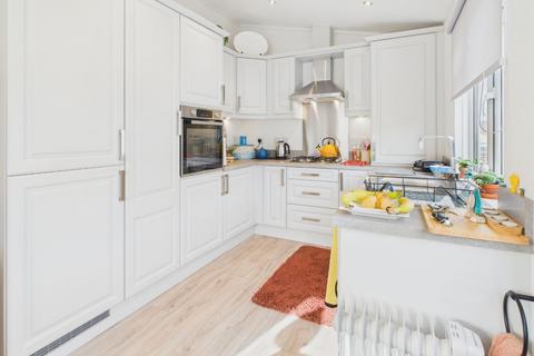 undefined, Lea Villa