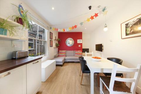 undefined, Litchfield Gardens, London, NW10