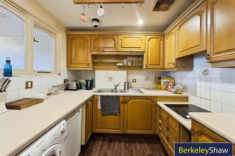 undefined, Waterloo Road, Liverpool, Merseyside, L3 0BH
