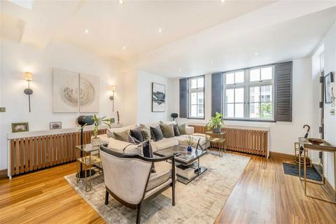 6 Anchor Mews, London, SW12 9PQ
