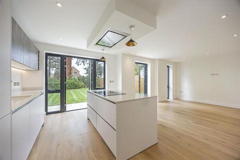 undefined, Cleevelands Drive, Pittville, Cheltenham