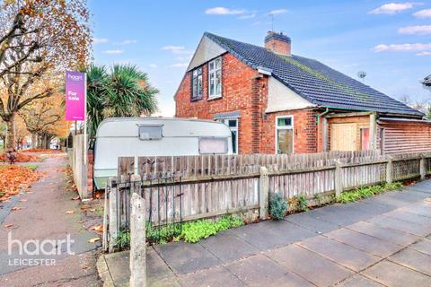 2 bedroom semi-detached house for sale, Heathcott Road, Leicester
