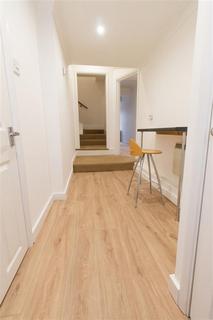 1 bedroom flat to rent, South Road, Haywards Heath