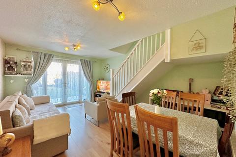 undefined, Hexham Gardens, Bletchley, Milton Keynes, MK3