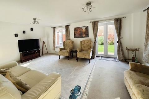 4 bedroom detached house for sale, Waun Draw, Caerphilly, CF83 3SL