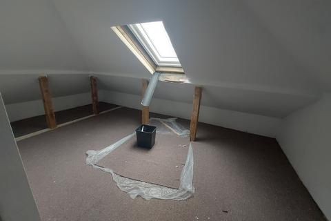 3 bedroom end of terrace house to rent, Hornchurch, Essex, RM11