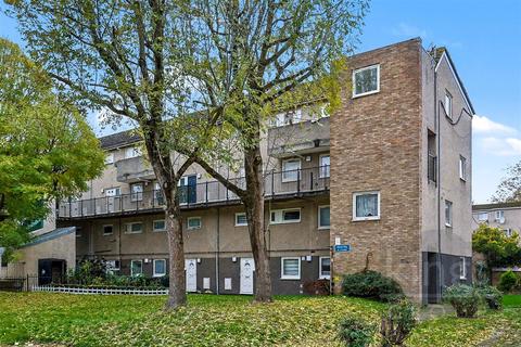 3 bedroom maisonette for sale, Roman Way, Enfield