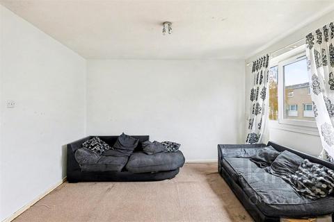 3 bedroom maisonette for sale, Roman Way, Enfield