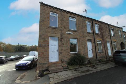 2 bedroom end of terrace house to rent, Lowlands Road, Mirfield, WF14 8LX