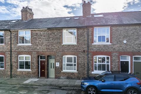 3 bedroom townhouse for sale, Lower Darnborough Street, York YO23