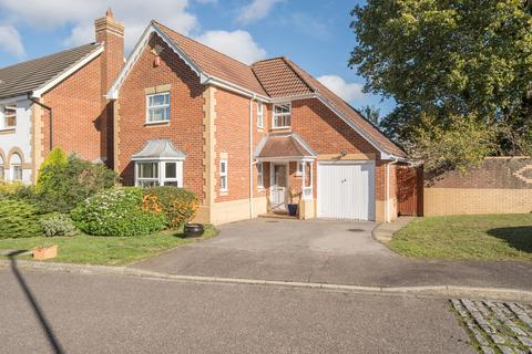 9 Shelley Close, Coulsdon, CR5 2LT