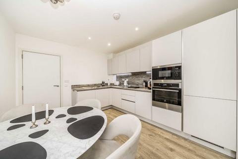2 bedroom flat for sale, Bailey Street, London SE8