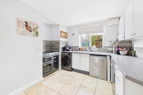 undefined, High Street, Ravensthorpe, NN6 8EH