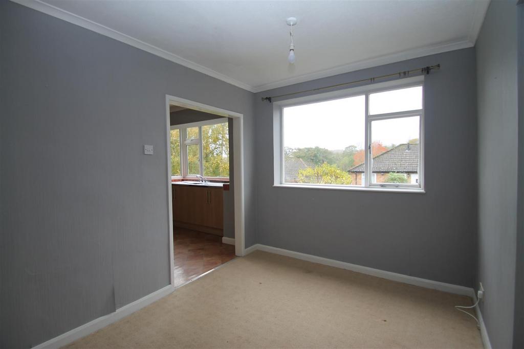 Dining room.JPG
