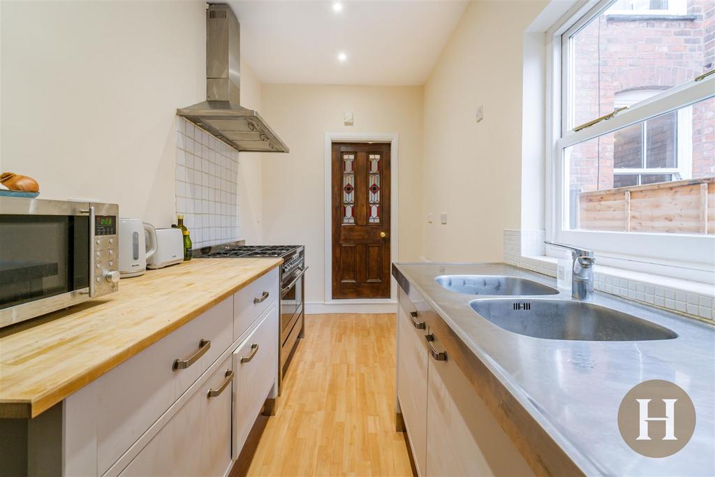 Hadleigh Estate Agents-13.jpg