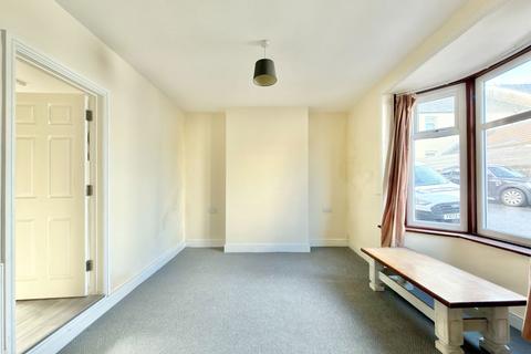 3 bedroom terraced house for sale, High Street, Pontypool NP4