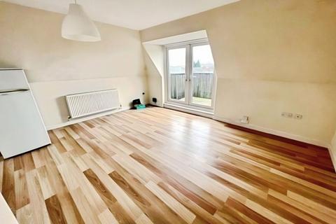 undefined, Waterloo Road, Southampton SO15