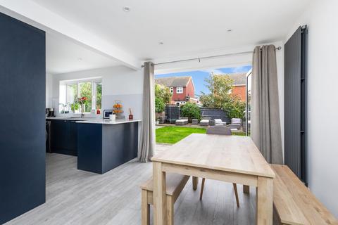 3 bedroom link detached house for sale, Loddon Close, Worthing, BN13