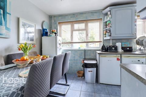 61 Brookway, Rainham, RM13 9HW