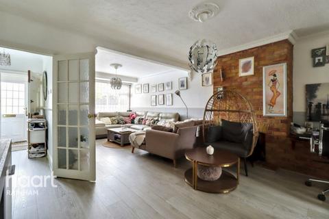 undefined, Brookway, Rainham, RM13 9HW