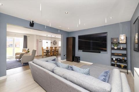 undefined, 11 Burn Grange Park, Newtongrange, EH22