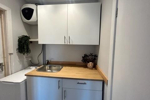 undefined, Richlands Avenue, Epsom, KT17