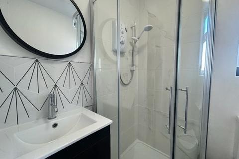 undefined, Richlands Avenue, Epsom, KT17