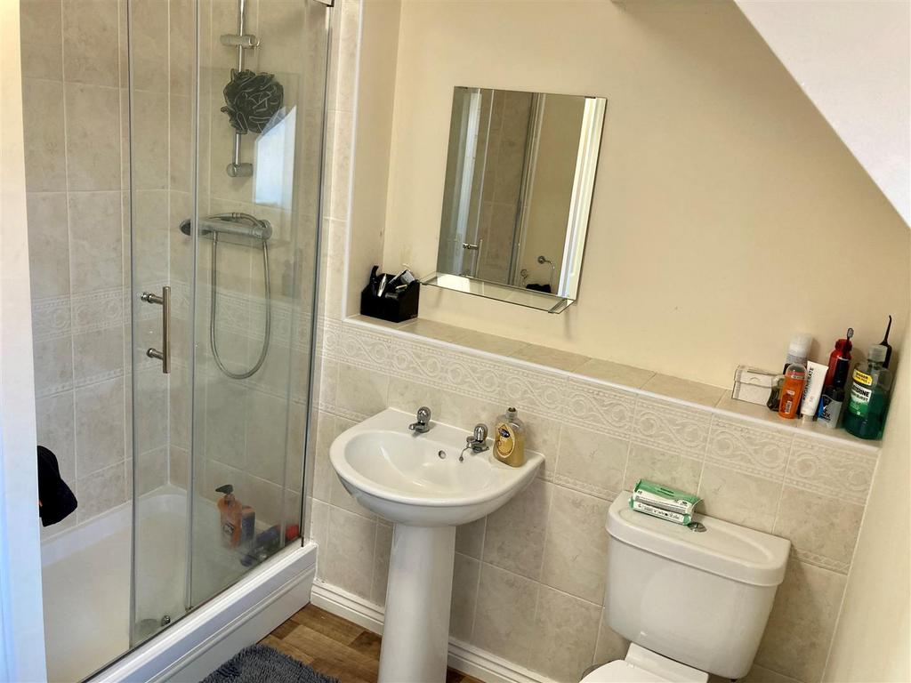 Ensuite.jpg