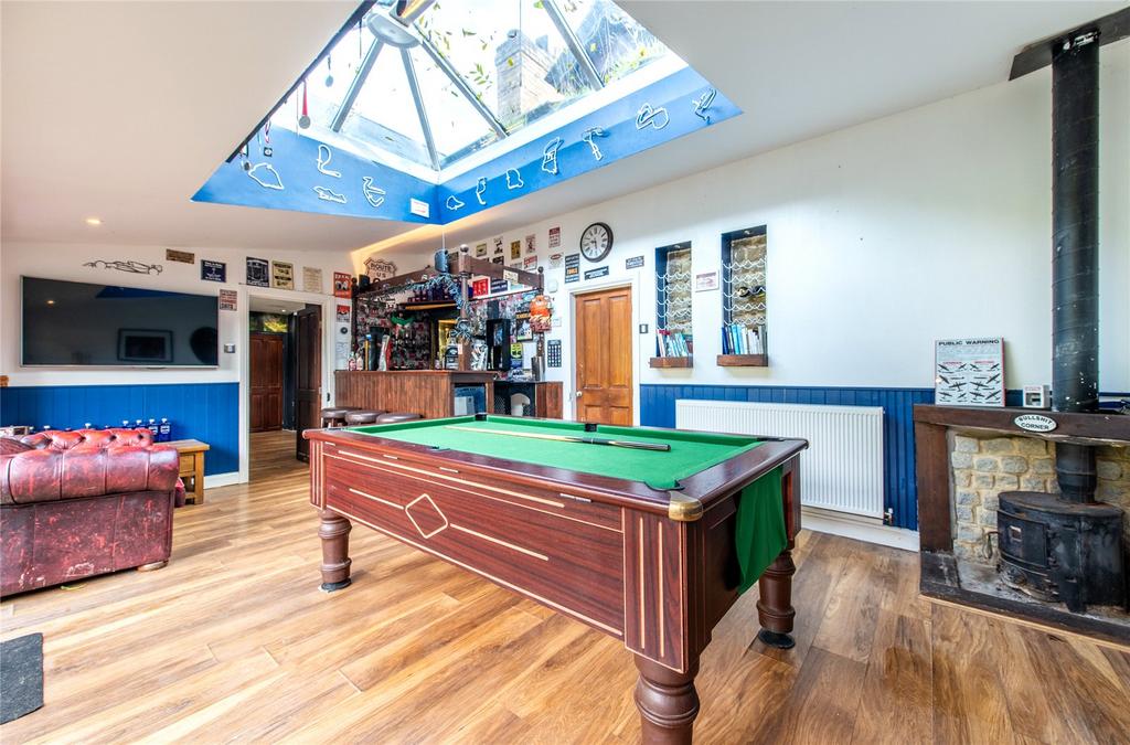Games Room/Bar