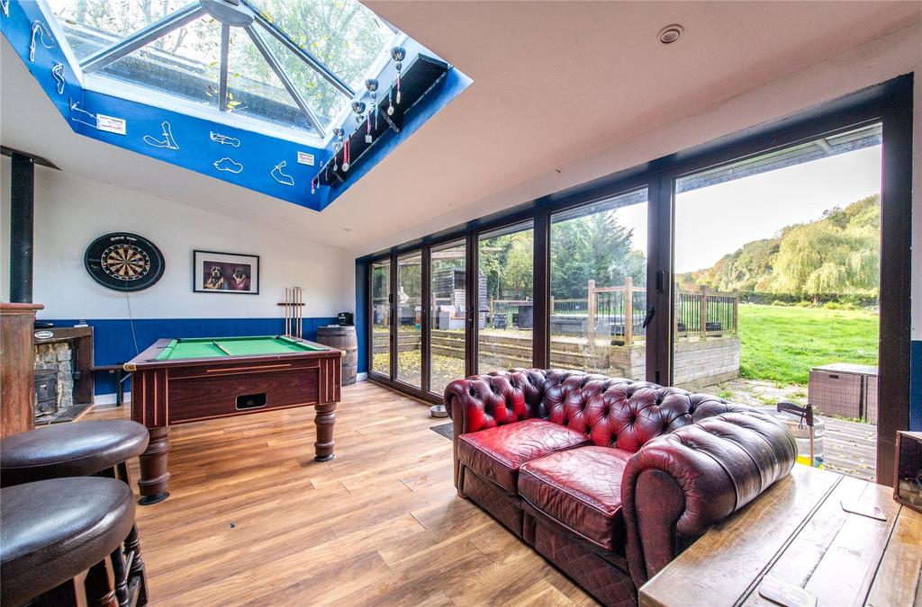 Games Room/Bar