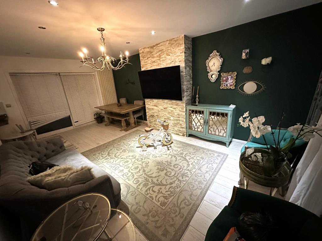 3 bed semi-detached house for sale Caeglas Road,