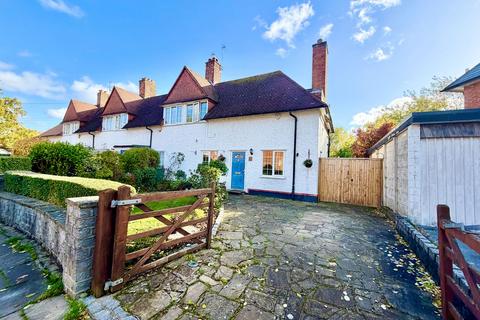 2 bedroom end of terrace house for sale, Roe Lane, London NW9
