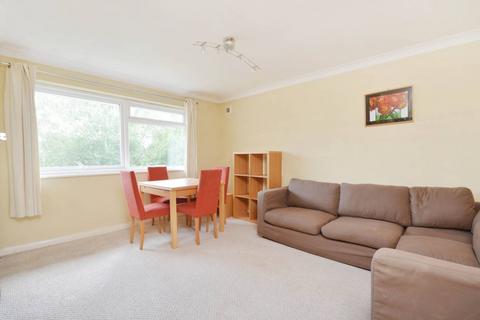 undefined, Highclere Court, Knaphill, Woking, GU21