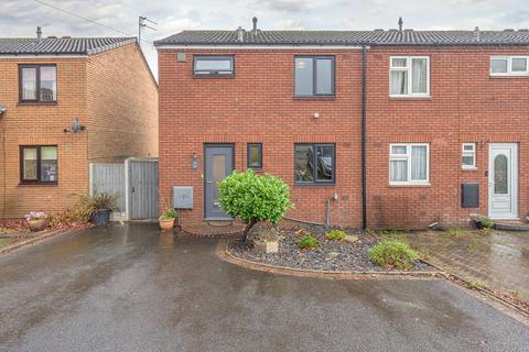 3 bedroom end of terrace house for sale, Bayswater Road, Dudley, West Midlands